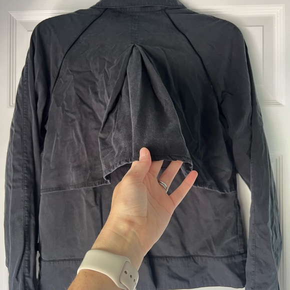 Lululemon Black Jacket - Picture 3 of 4